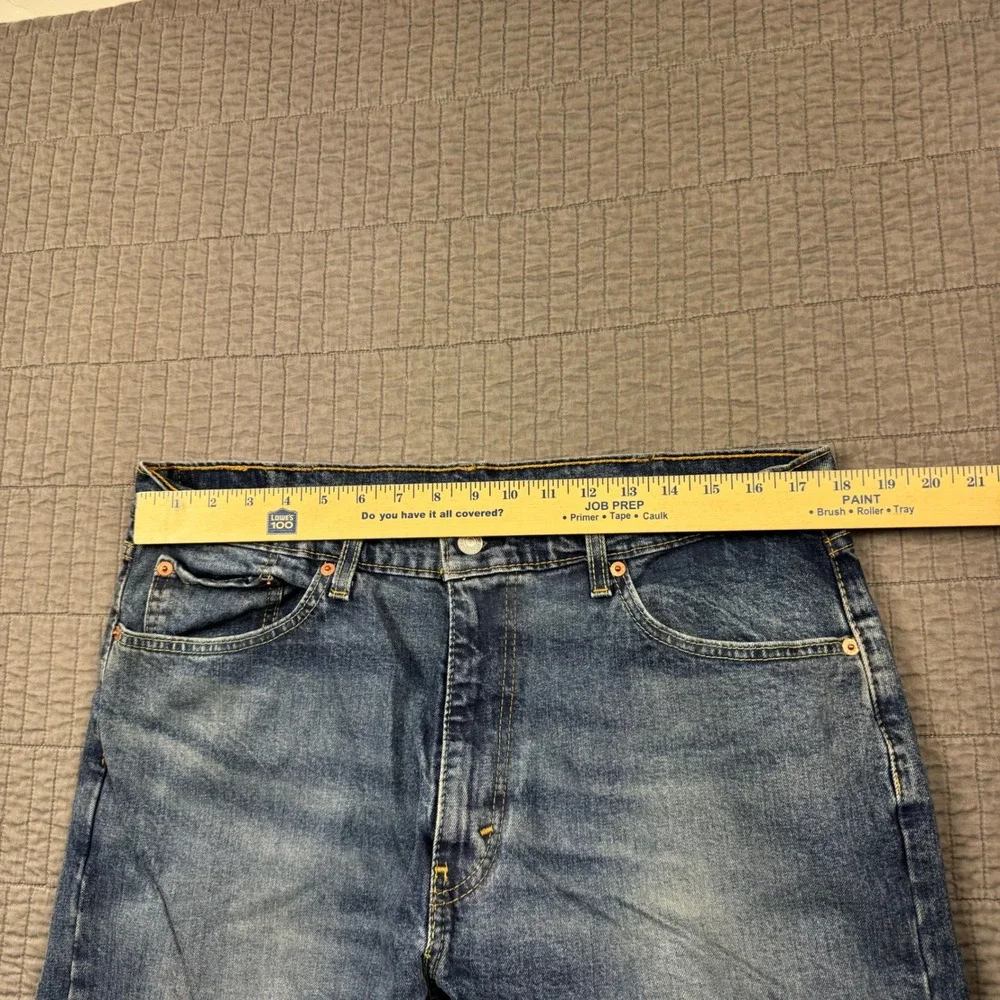 Levis 505 Jeans Men's 38x30 (36x30) Blue Regular Straight Medium Wash‎ Denim Y2K